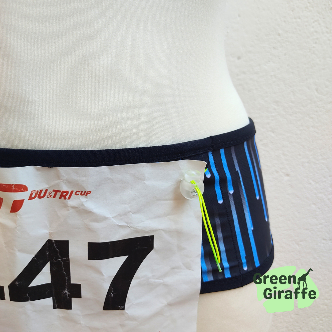 RunPouch Running Belt - Blue cascade - Green Giraffe