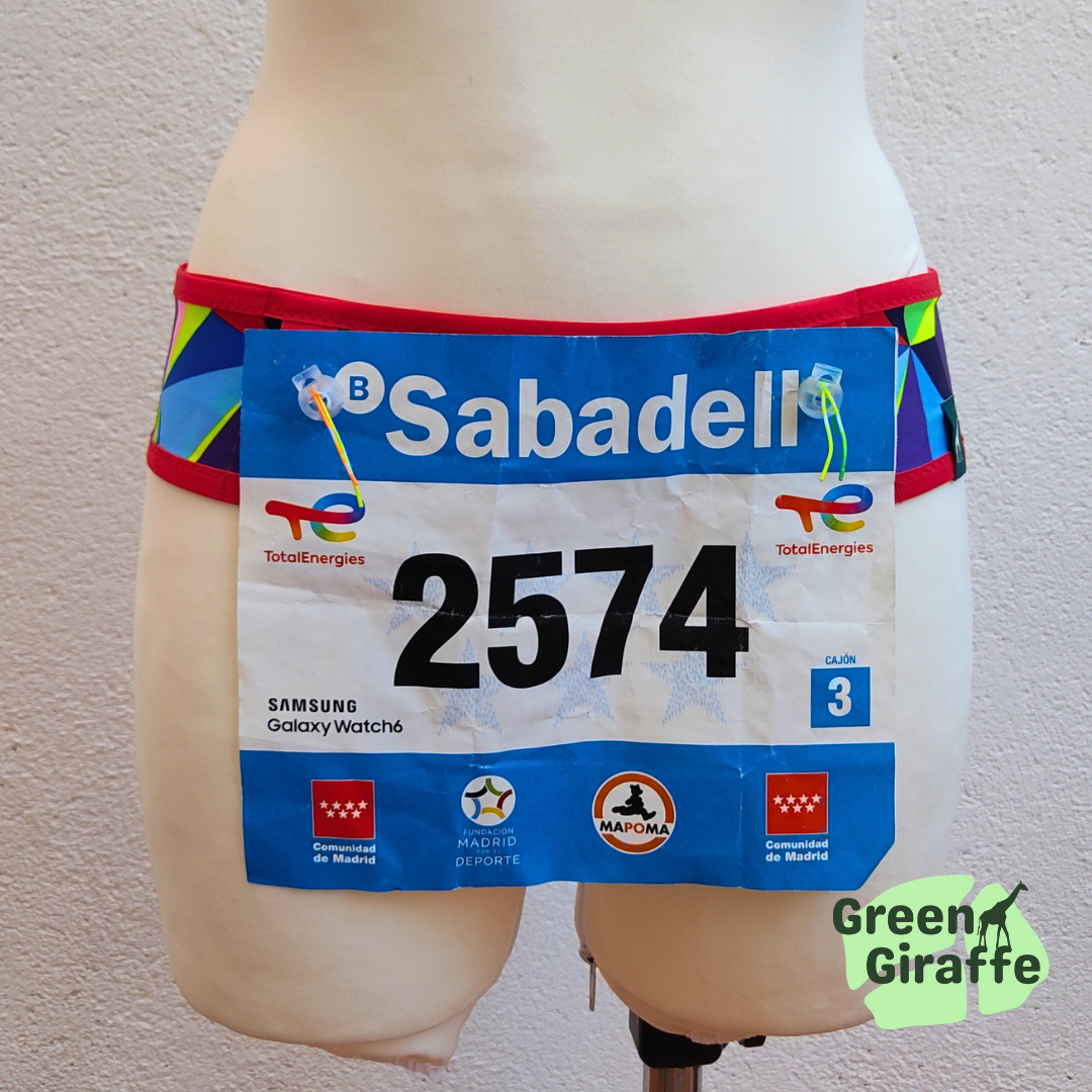 RunPouch Running Belt - Fragments | Dynamic & Sleek for Active Lifestyles - Green Giraffe