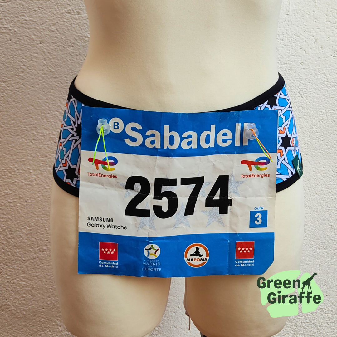 RunPouch Running Belt - Casablanca | Chic, Elegant & Functional for Active Lifestyles - Green Giraffe