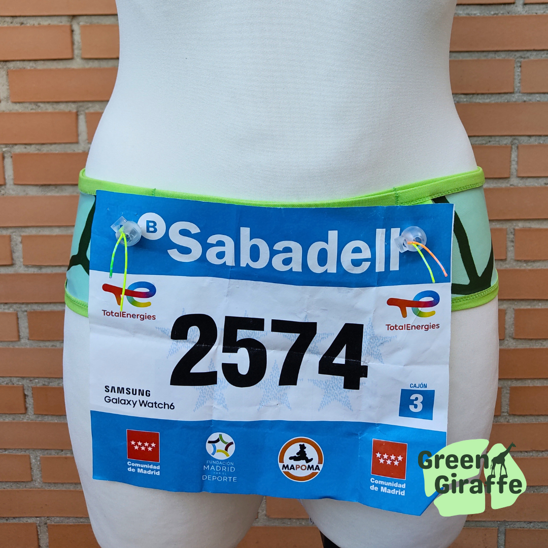 RunPouch Running Belt - Green Giraffe Original Design - Green Giraffe