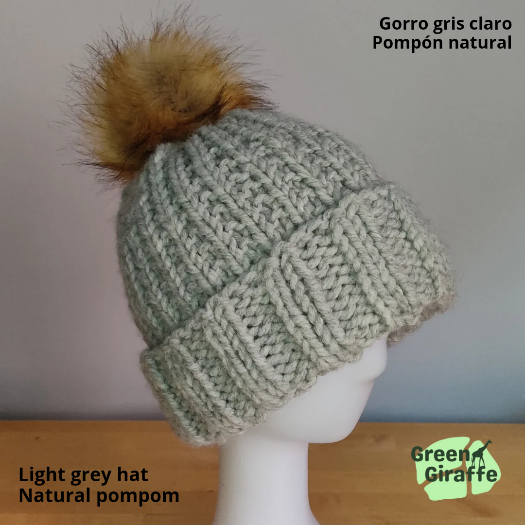 PomSwitch Woolly Hat - Green Giraffe