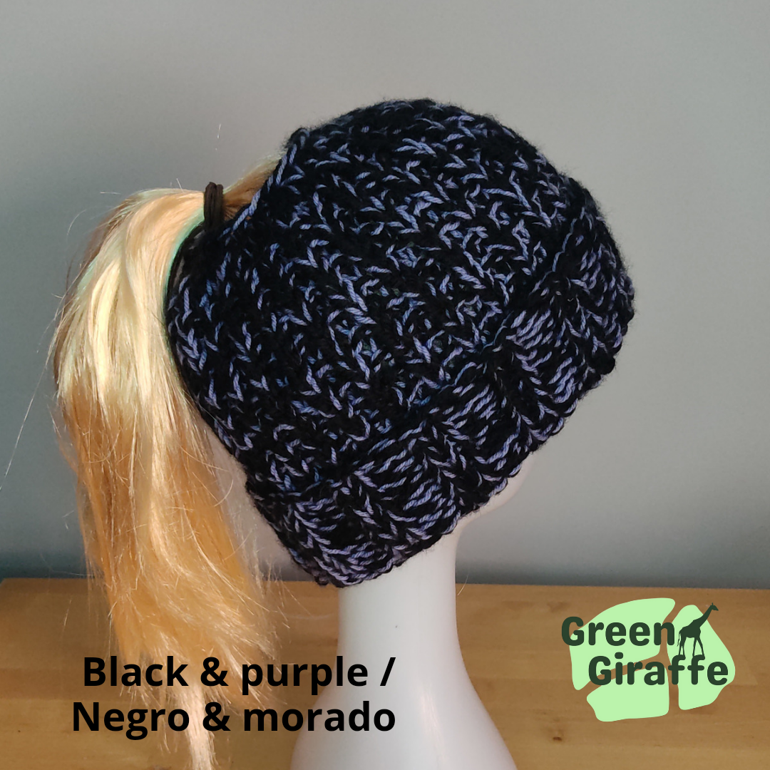Ponytail Perfect Woolly Hat - Green Giraffe