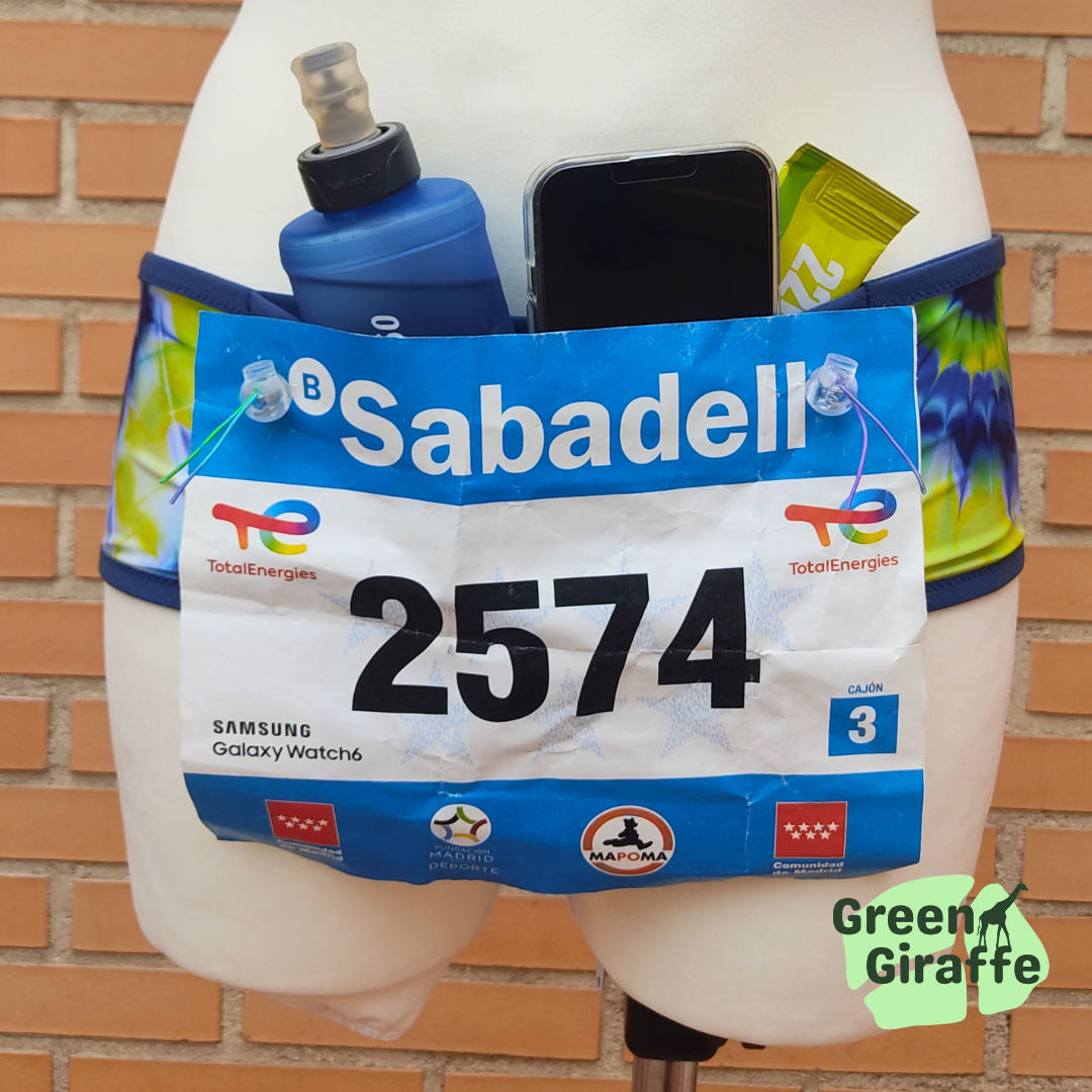 RunPouch Running Belt - Blue tie-dye for Active Lifestyles Runners - Green Giraffe