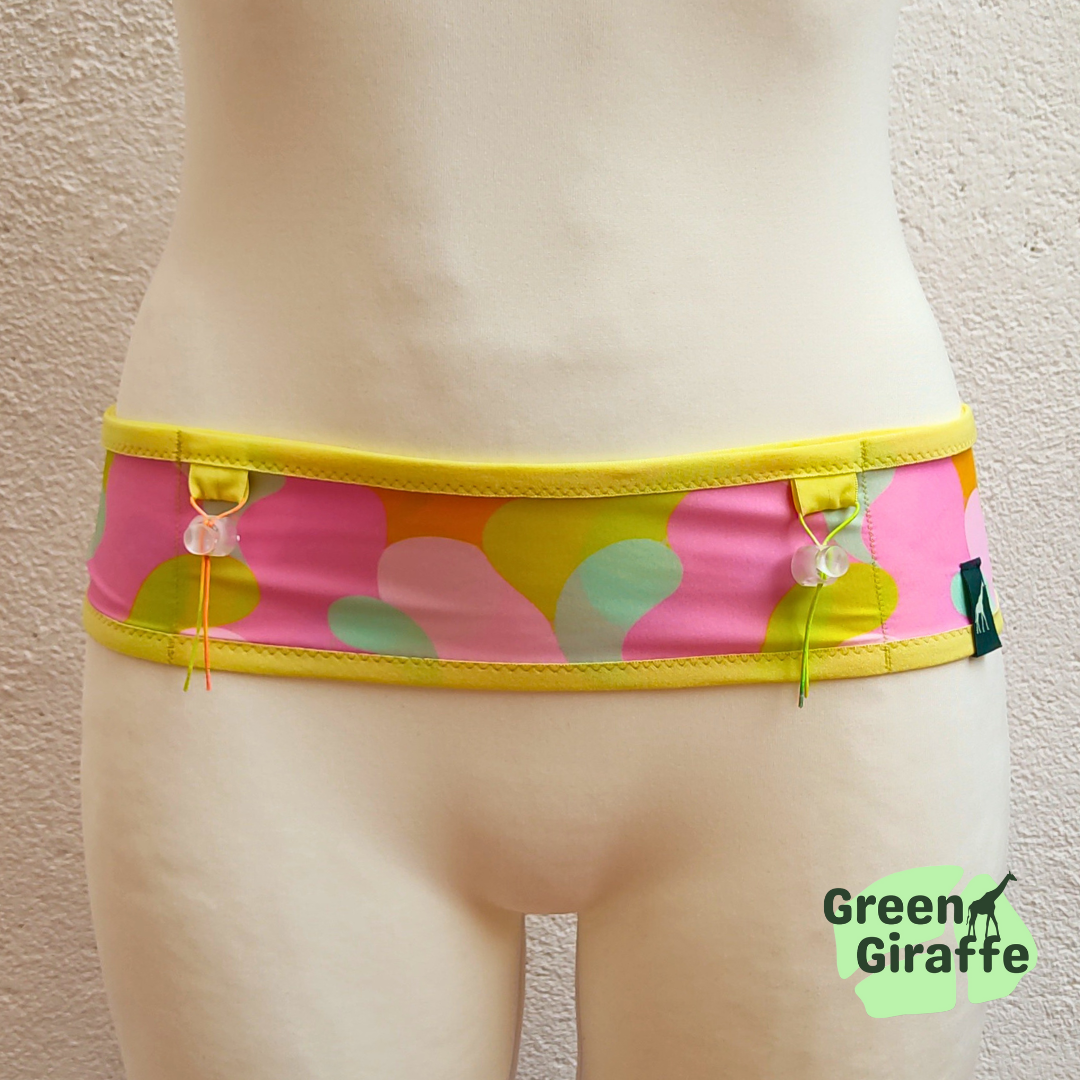 RunPouch Running Belt - Retro Pop | Vintage-Inspired & Stylish for Fitness - Green Giraffe