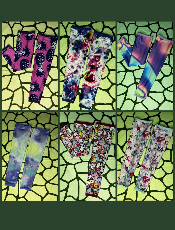 SAMPLE SALE | Arm Cozies - Green Giraffe