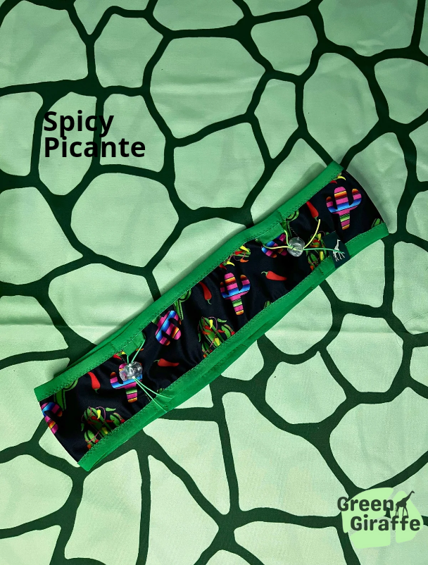 SAMPLE SALE | RunPouch Running Belt - Green Giraffe