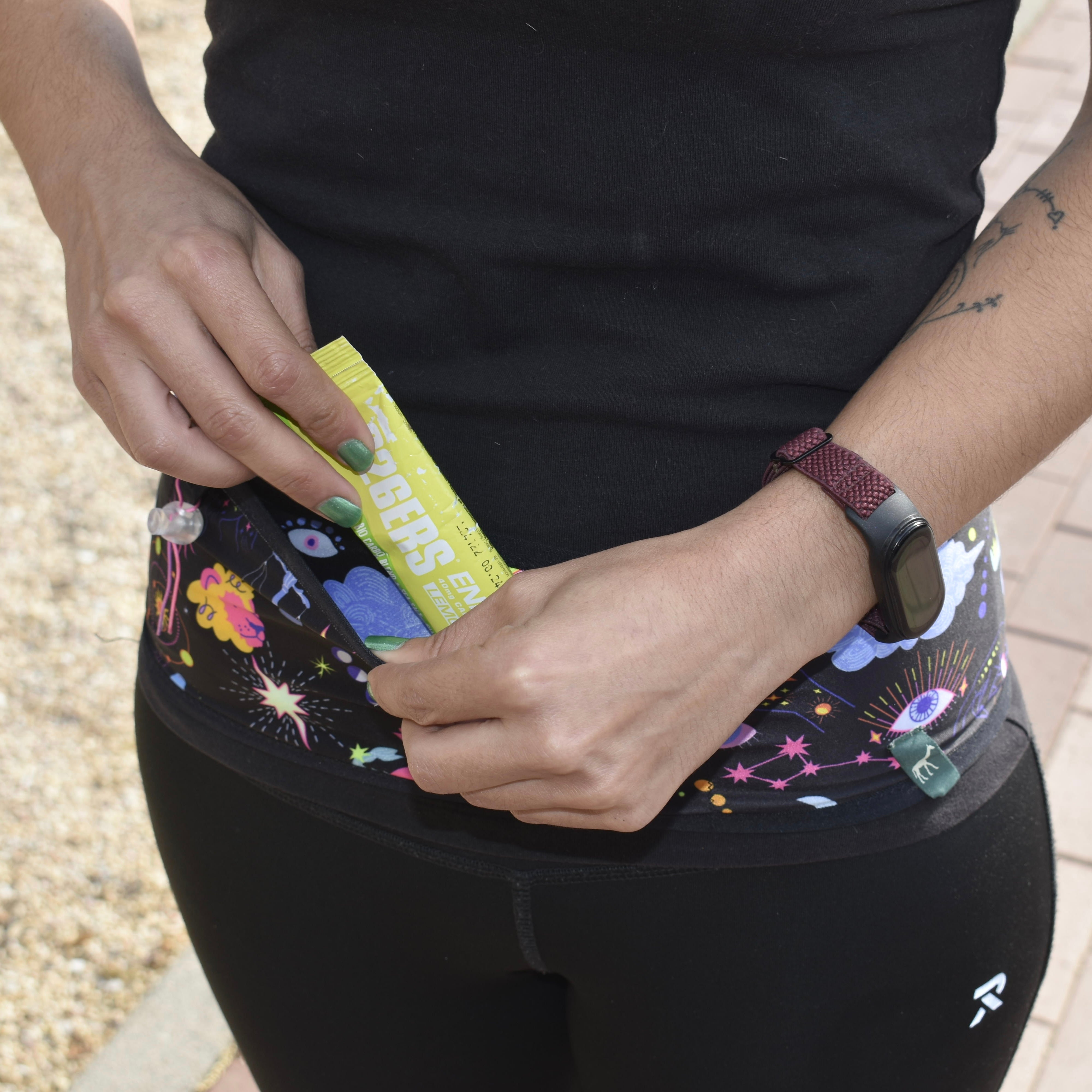 Halloween Running Belt - Luminous orbits - Green Giraffe