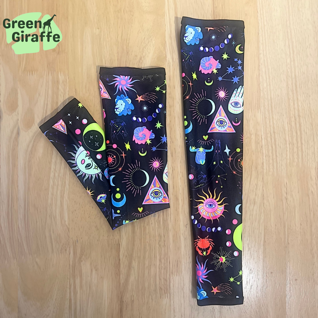 Halloween arm cozies - Luminous orbits - Green Giraffe