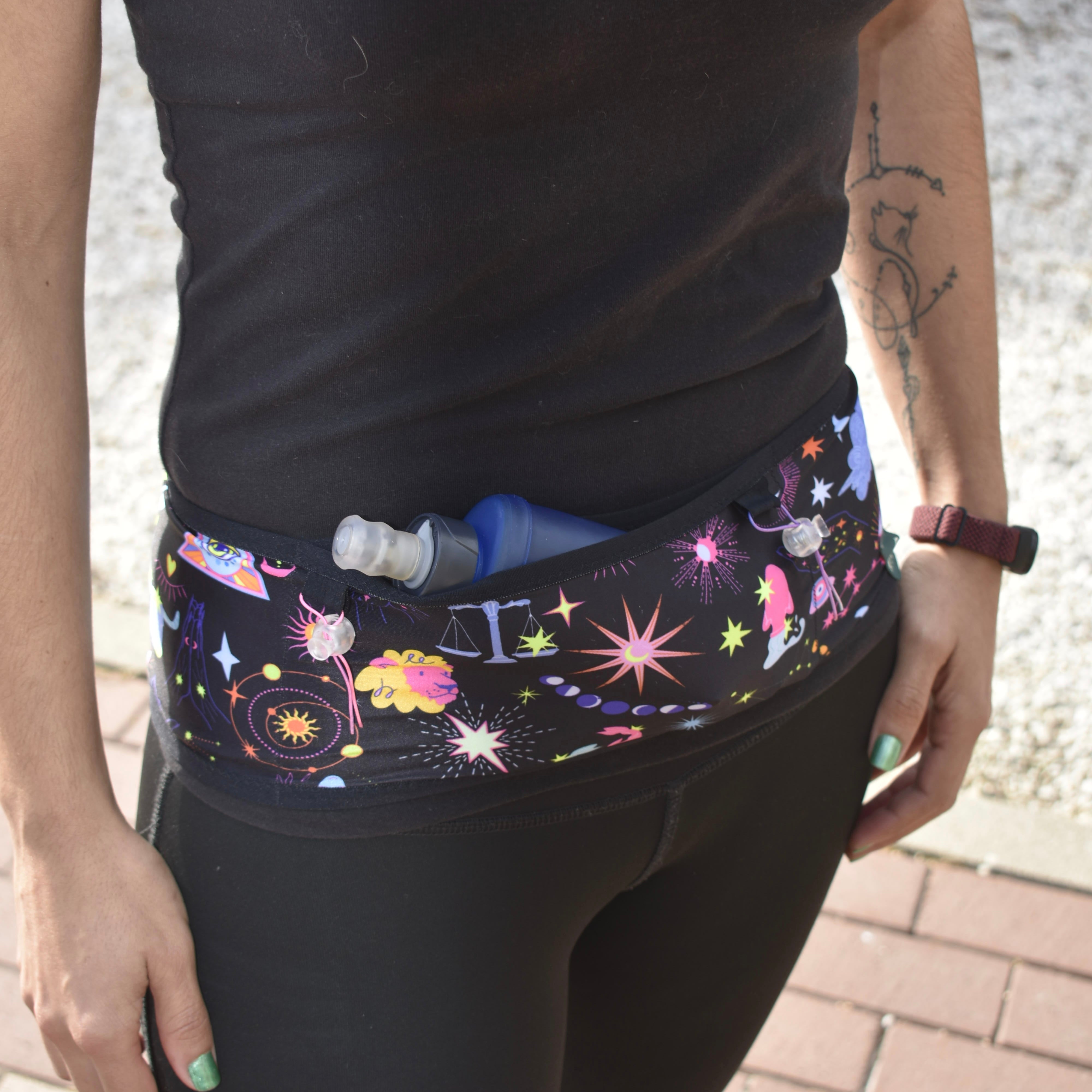 Halloween Running Belt - Luminous orbits - Green Giraffe